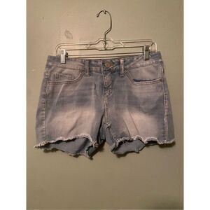 Time And Tru Light Wash Mid Rise Denim Shorts Size 6
